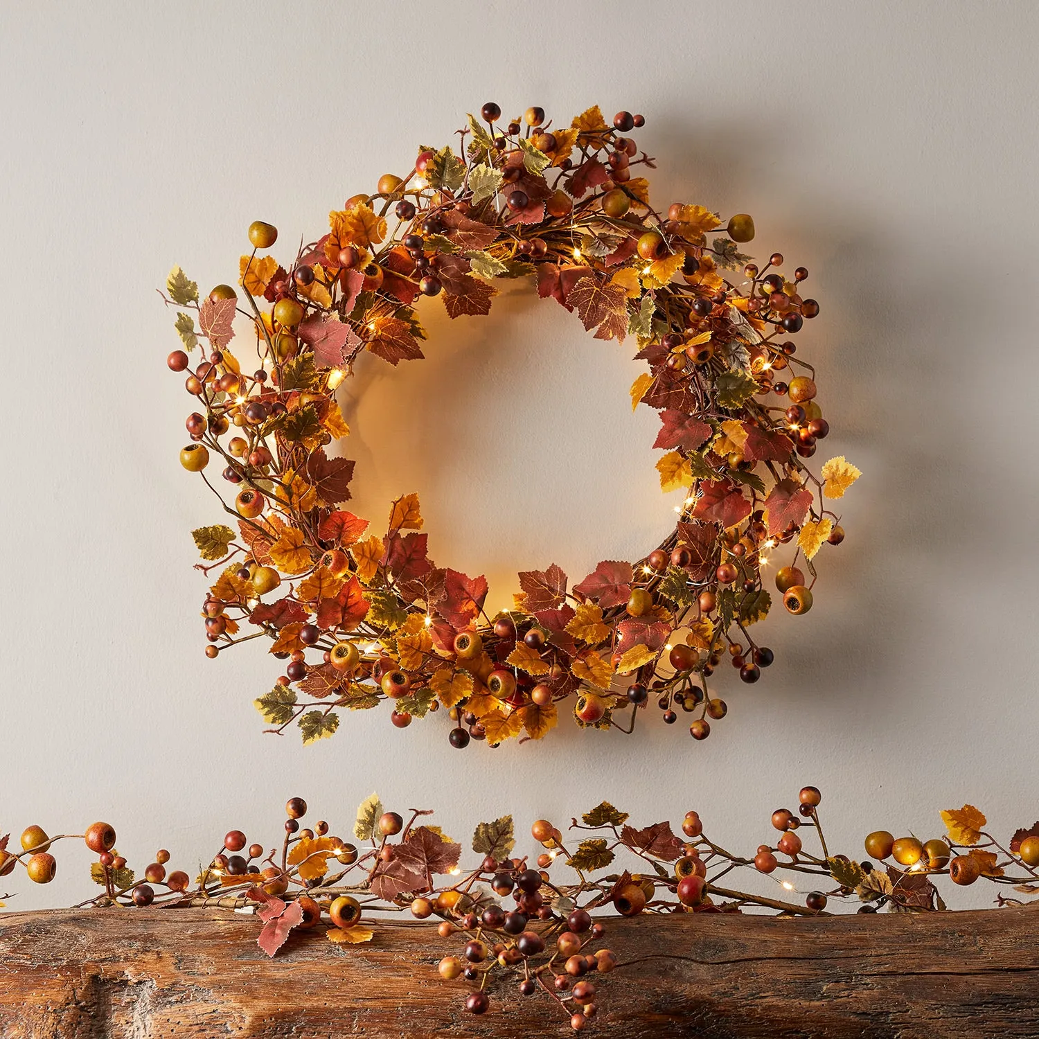 46cm Berry Autumn Wreath