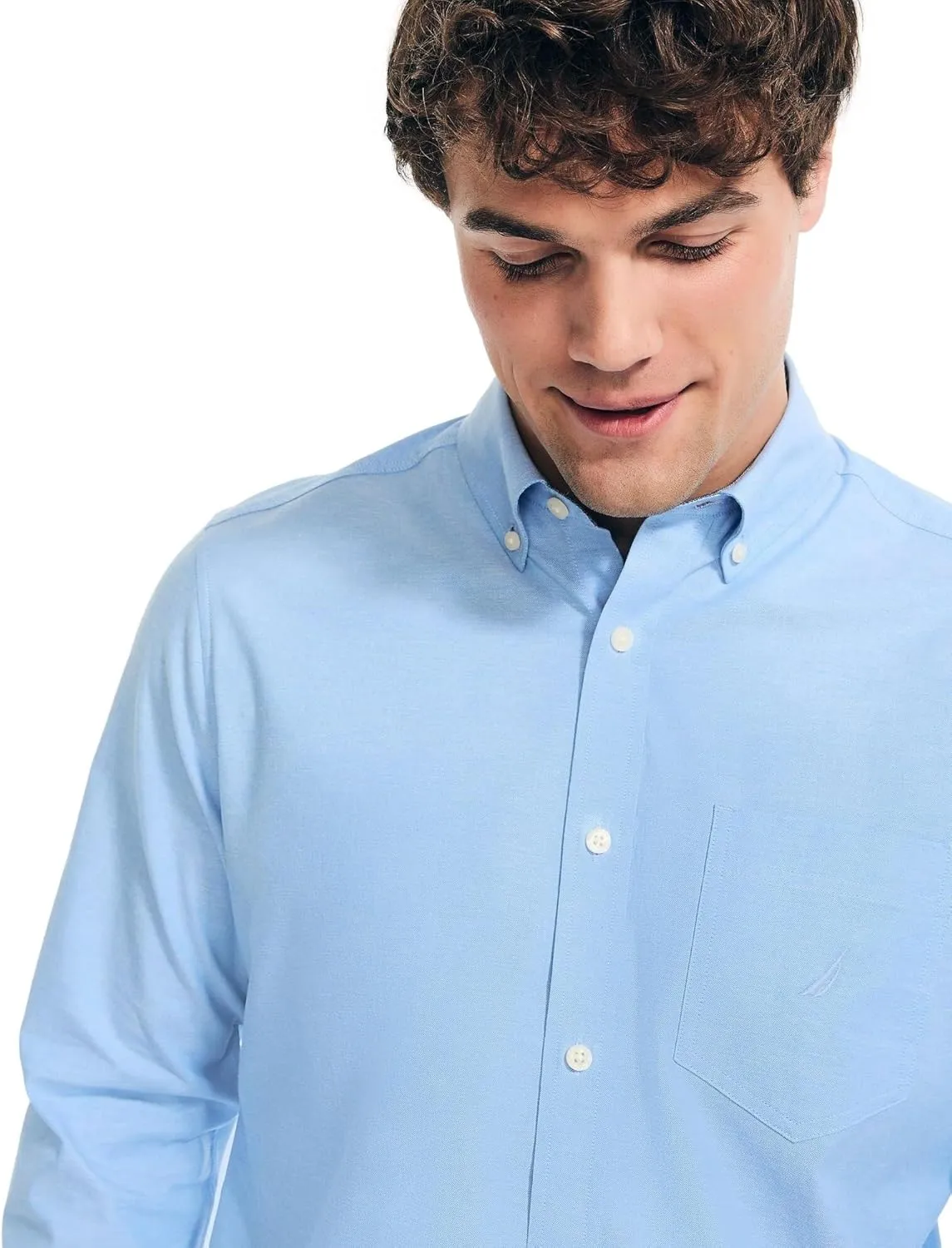 NAUTICA Men's Classic Fit Long Sleeve Button Down Shirt